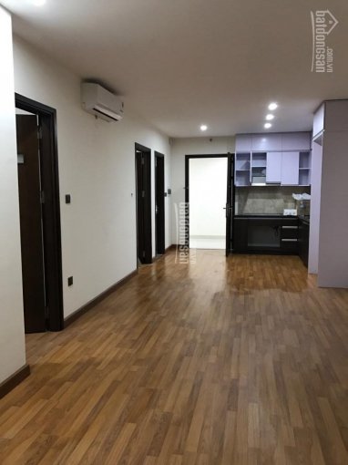 Cho thuê căn hộ Hei Tower 110m2, 2 phòng ngủ, không đồ giá 9tr/ tháng. LH 0943730150