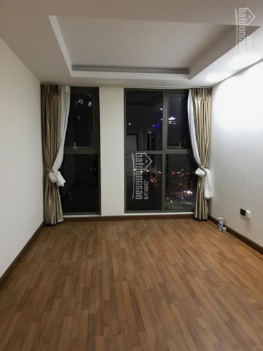 Cho thuê căn hộ Hei Tower 110m2, 2 phòng ngủ, không đồ giá 9tr/ tháng. LH 0943730150