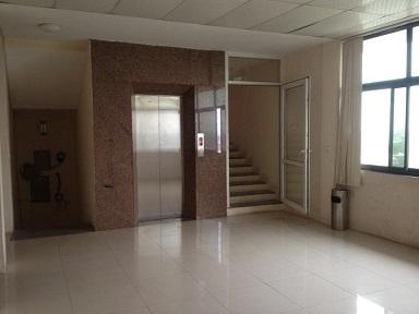 Cho thuê VP tầng 8 với TDT hơn 300 m2 tại tòa nhà Linh An, khu ĐTM Pháp Vân- Tứ Hiệp, Hoàng Mai, HN
