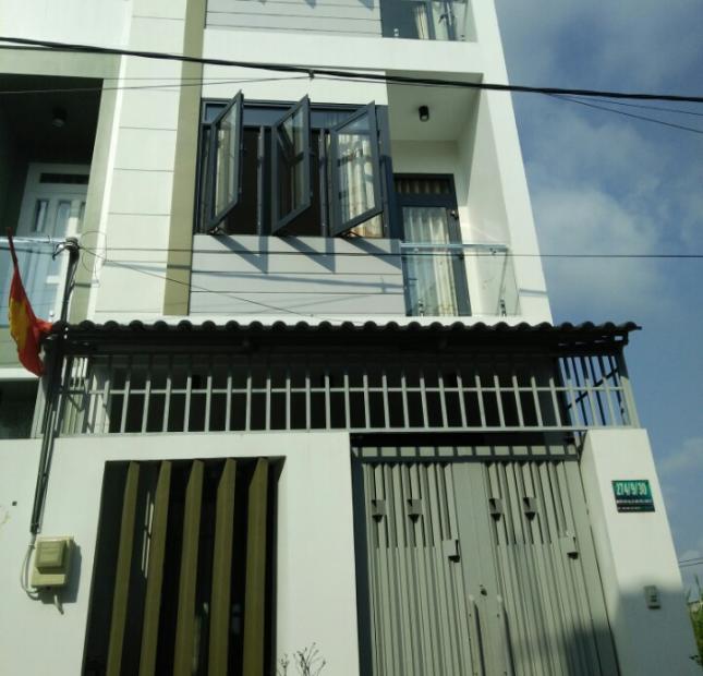 Nhà mới hẻm 10m đường Nguyễn Văn Tạo, Long Thới. DT: 4x10m, 1 trệt, 2 lầu, 4 phòng ngủ