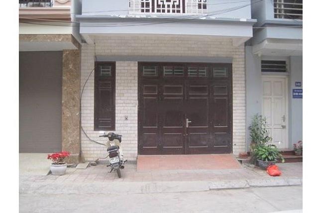 Cho thuê nhà riêng khu phân lô đẹp tại Văn Cao, Ba Đình, DT 60m2 x 5 tầng