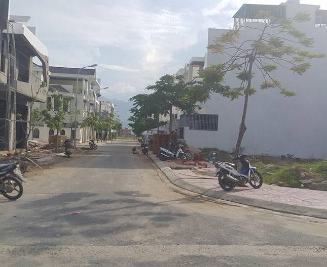 Cần bán 1 lô đất ở đường số 6, xây dựng ngay, khu đô thị Lê Hồng Phong 2 Nha Trang (2/2017)