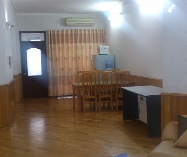 Cho thuê chung cư 24T1 Hoàng Đạo Thúy, 160m2, 3 PN, đồ cơ bản, 14 triệu/tháng. LH: 0989.810.666