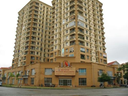 Bán gấp căn hộ chung cư 84m2, 4 PN tòa 4F Trung Hòa, 31 triệu/m2. 0985672023