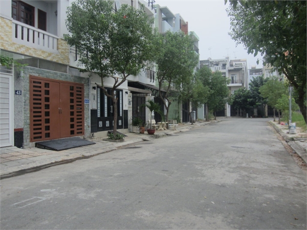 Bán đất mặt tiền đường Hoàng Quốc Việt, Quận 7, giá 42,5tr/m2, LH 0909.477.288