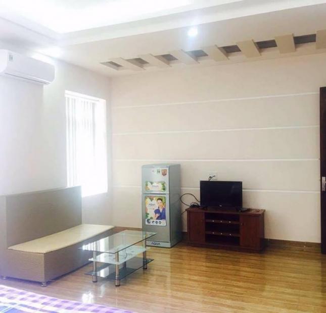 Cho thuê căn hộ giá rẻ tại Văn Cao, DT 60m2, giá 11.38 triệu/th, LH 0931586996