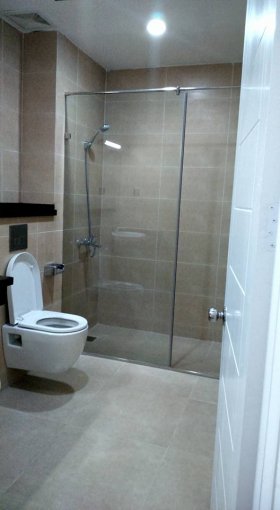 Cho thuê CHCC Đông Đô tầng 14, 110m2, 2PN nội thất cơ bản, giá 11tr/tháng. 0976290220