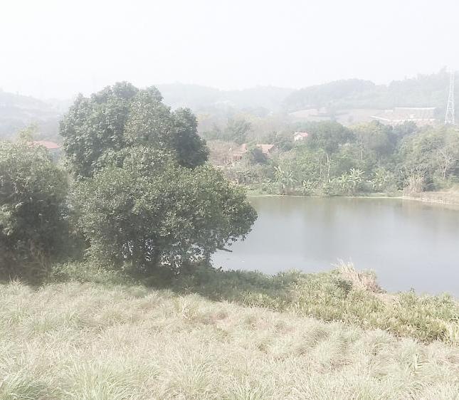 Bán lô đất mặt hồ vị trí đẹp DT 780m2 xã Hòa Sơn