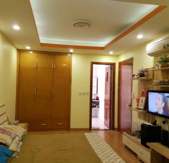 Bán gấp căn hộ cao cấp Golden Land- 275 Nguyễn Trãi