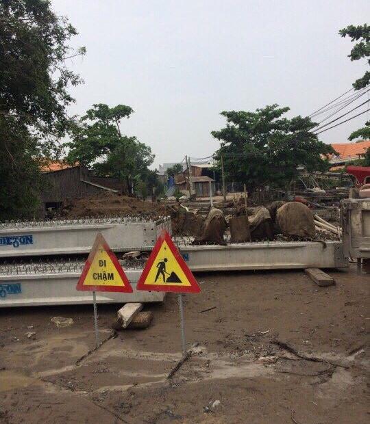 Bán đất ngay UBND xã Tân Bửu, chợ Tân Bửu- Long An, giá 380 triệu