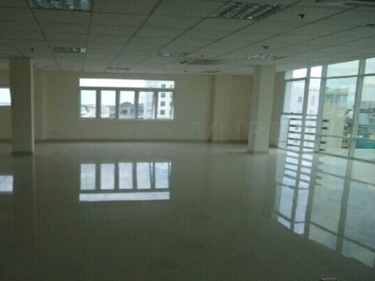 Cho thuê VP 80m2 mặt phố Nguyễn Khang, giá 14 triệu/tháng. LH: 0964712026