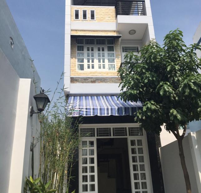 Bán gấp nhà mặt tiền đường số 1 Lý Phục Man, Phường Bình Thuận, Quận 7