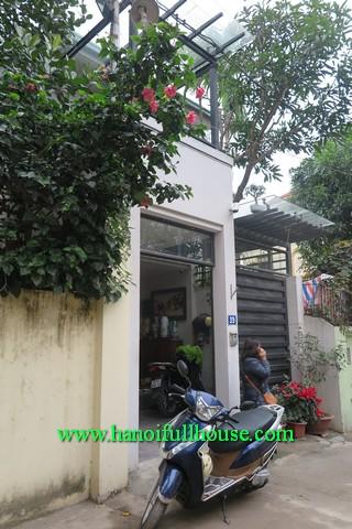 Cho thuê nhà 5 tầng, 3 phòng ngủ phố Âu Cơ, Tây Hồ, Hà Nội 0983739032