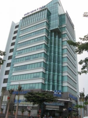 Văn phòng cho thuê Bạch Đằng Đà Nẵng. DTSD 370m2/tầng, giá: 280,000 VNĐ/m2/th