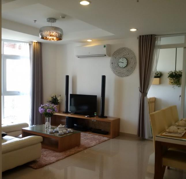 Bán căn hộ Đông Nam Á cực đẹp, đầy đủ nội thất, sàn gỗ có sổ hồng, DT: 63m2 giá 940tr