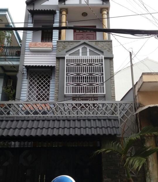 Bán nhà mới, đúc 2.5 tấm đường Phạm Văn Bạch, P.12, Q. Gò Vấp, DT: 4mx20m