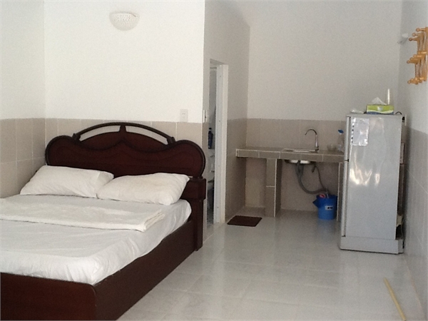 Phòng cho thuê 7A/9 Thành Thái, 1PN, 1PK, giường, kệ bếp, máy lạnh (thiết kế rất đẹp, TT Q10)