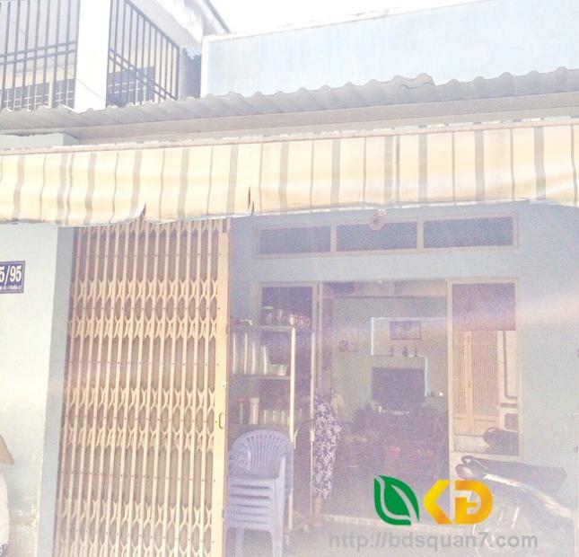 Bán gấp nhà 1 lầu, 2 mặt tiền đường Trần Xuân Soạn, P. Tân Thuận Tây, Quận 7