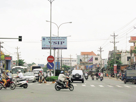 Bán nhà mặt tiền đường Quốc Lộ 13, P. Hiệp Bình Chánh, Thủ Đức, sổ hồng, giá tốt 15 tỷ/ 13mx37m