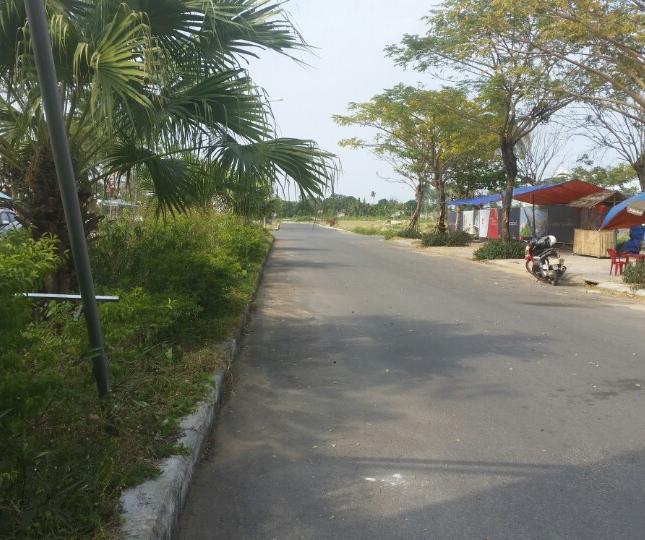 Cần bán nhà đường Nguyễn Duy Hiệu, gần chợ Hội An