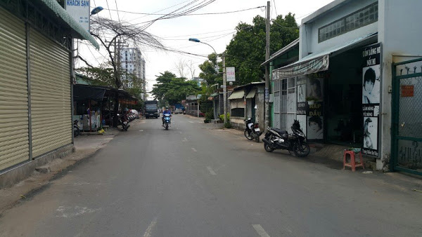 Bán nhà nát mặt tiền đường Đông Hưng Thuận 10