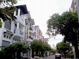 Bán nhà 1 sẹc Lê Văn Quới, Quận Bình Tân, 4x20m, 5 tấm, hẻm rộng 10m