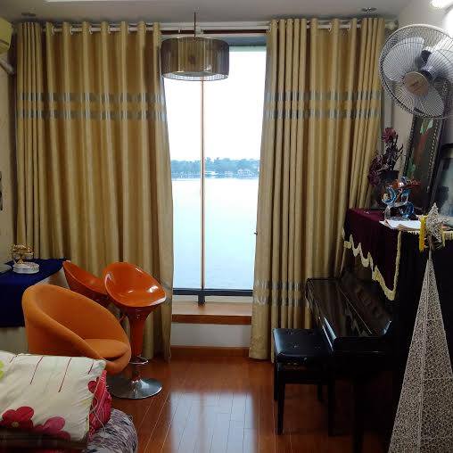 Bán khách sạn mặt phố Xuân Diệu, view Hồ Tây, 180m2, 8 tầng, MT 6m