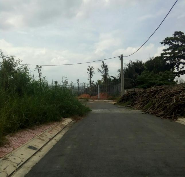 Đất đường 182, P. Tăng Nhơn Phú A, giá 23tr/m2.