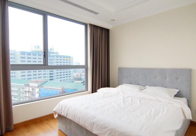 Cần cho thuê căn hộ tại tòa 88 Láng Hạ, Sky City S: 140m2, 3PN, đồ cơ bản giá 19tr/tháng