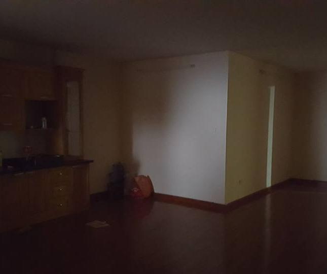 Bán căn hộ 120m2, 3PN, 2WC CC 16B Nguyễn Thái Học, có nội thất, giá rẻ nhất