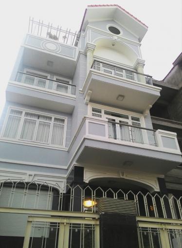 Bán nhà đường Nguyễn Trãi, Q1. DT: 6mx19m, giá 22.4 tỷ, duy nhất P. Bến Thành