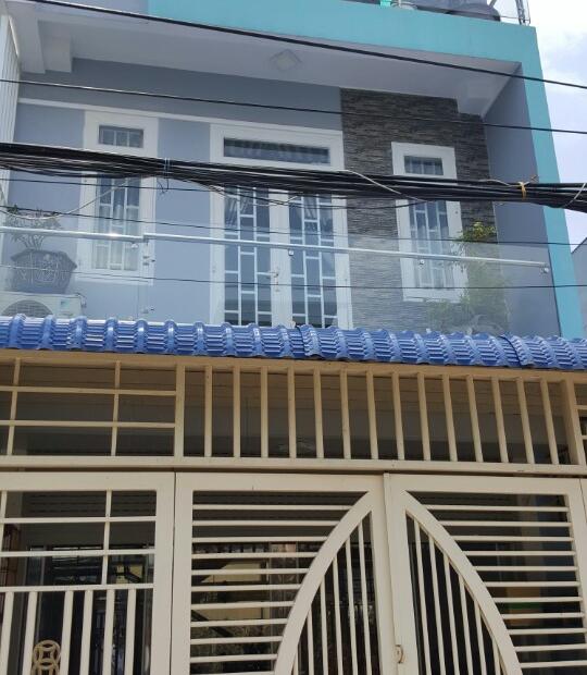 Bán nhà đẹp đường Nguyễn Ảnh Thủ, Quận 12