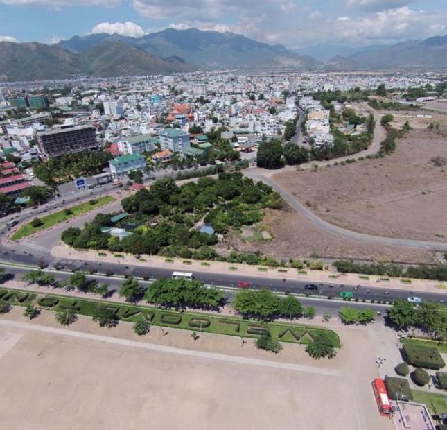 Cần bán gấp đất đường Trần Phú, DT 1373m2, 60 tỷ