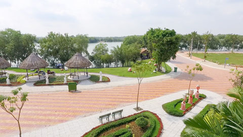 Nhà mặt phố khu đô thị Phú Sinh, Đức Hòa, Long An