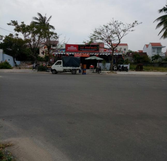 Cần bán nhanh lô đất nằm trên đường Nguyễn Huệ nối dài, đi vào phố đi bộ khoảng 50m