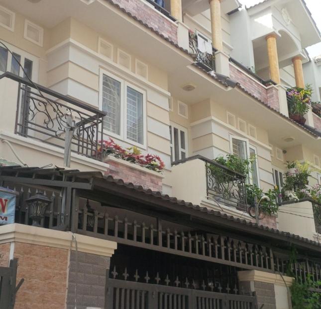 Nhà phố Vạn Xuân, Bắc Sài Gòn, DT 4 x13m, 1 trệt 2 lầu