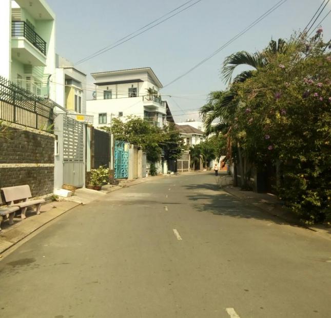 Bán nhà mặt tiền đường Phan Đình Phùng, Hiệp Phú, quận 9