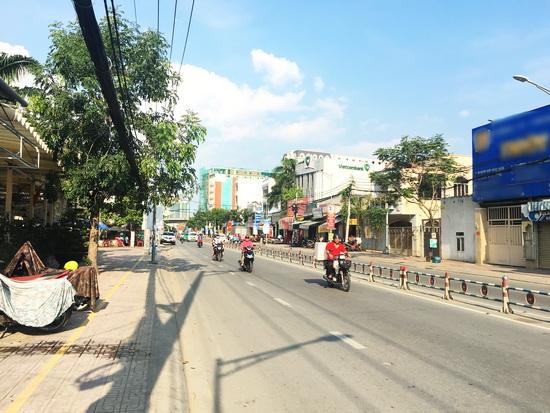 Bán gắp nhà 1 lầu vị trí cực đẹp mặt tiền đường Nguyễn Thị Thập, P. Tân Phú, Quận 7