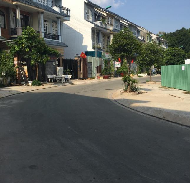 cần bán lô đất trong khu dân cư Nhân Phú đường Tăng Nhơn Phú