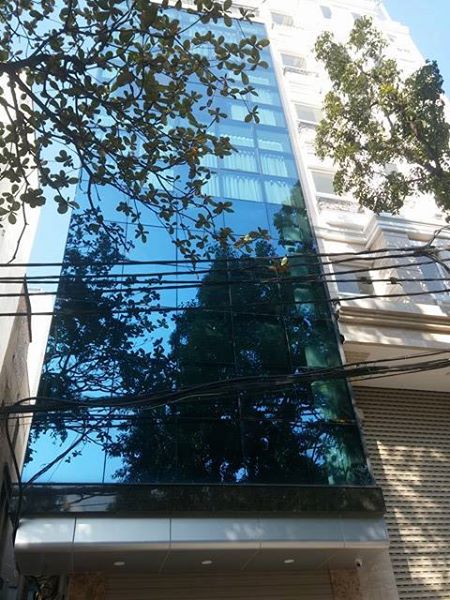  Chính chủ bán gấp lô đất MP Nguyễn Phong Sắc, 118m2, MT 8.6m, xây building văn phòng