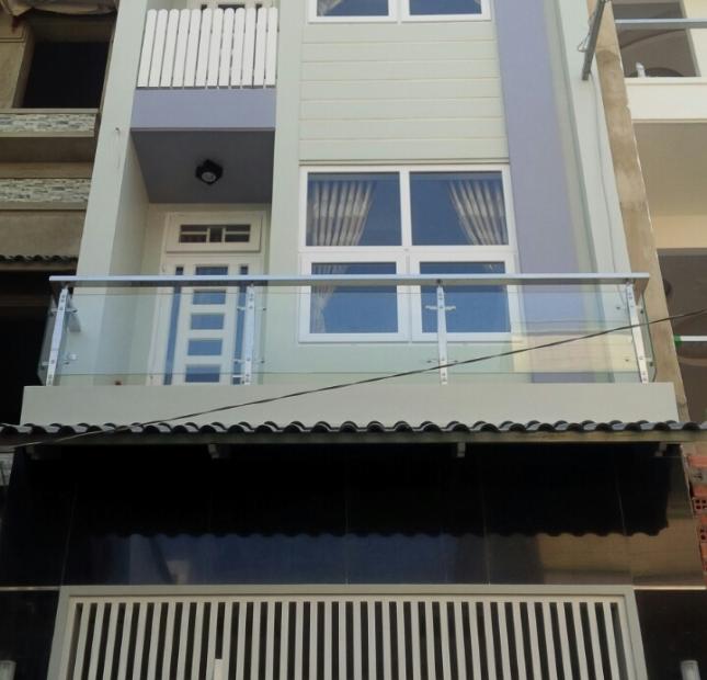 Bán nhà hẻm 8m sang trọng, P. Tân Định, Quận 1, DTSD: 62m2, 4PN, nhà mới, giá rẻ.
