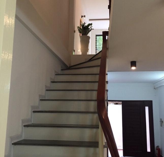 Cho thuê nhà riêng tại ngõ Thái Thịnh, 70m2 x 7 tầng, có thang máy, giá: 45tr/th có thương lượng