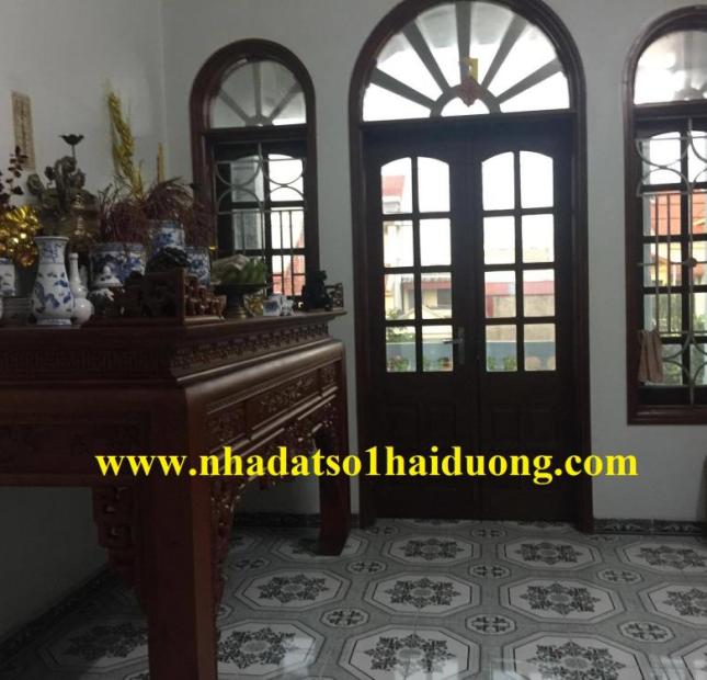 Cần bán nhà 3 tầng mặt phố Bùi Thị Xuân, Hải Dương, giá bán 3 tỷ 850 triệu