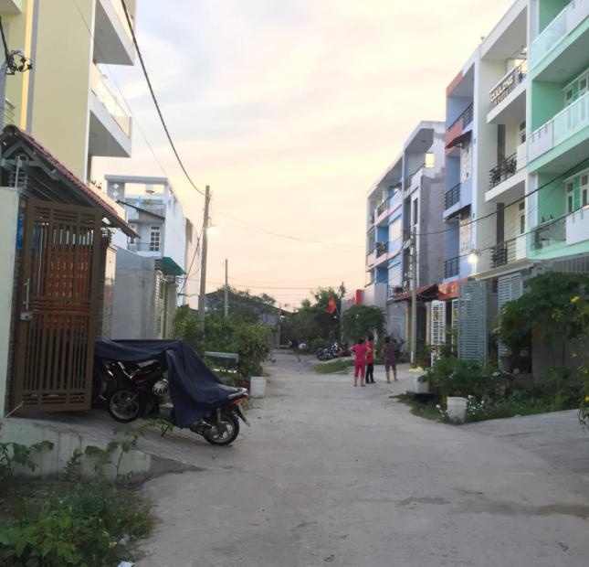 Bán đất nền XD tự do trong khu nhà phố 1T2L Nguyễn Duy Trinh Q9. KDC hiện hữu 70% 