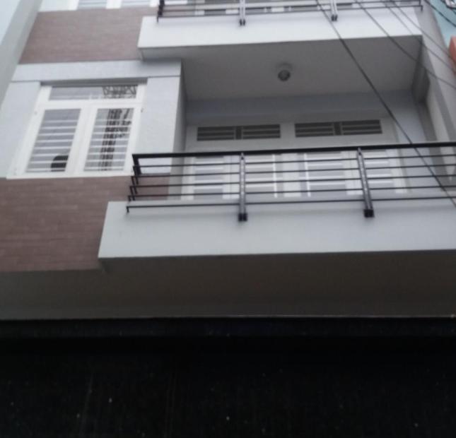 Cho thuê nhà hẻm 165 Nguyễn Thái Bình 5m x 20m, trệt, 3 lầu, sân thượng