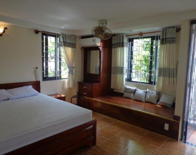 Cho thuê căn hộ 1 phòng ngủ dành cho người nước ngoài đường Thành Thái, Quận 10, giá 14,5 triệu