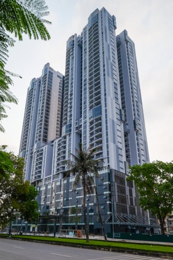 Bán căn hộ tầng 19, 2PN, diện tích 97,21m2 tòa chung cư New Skyline Văn Quán, giá gốc từ CĐT