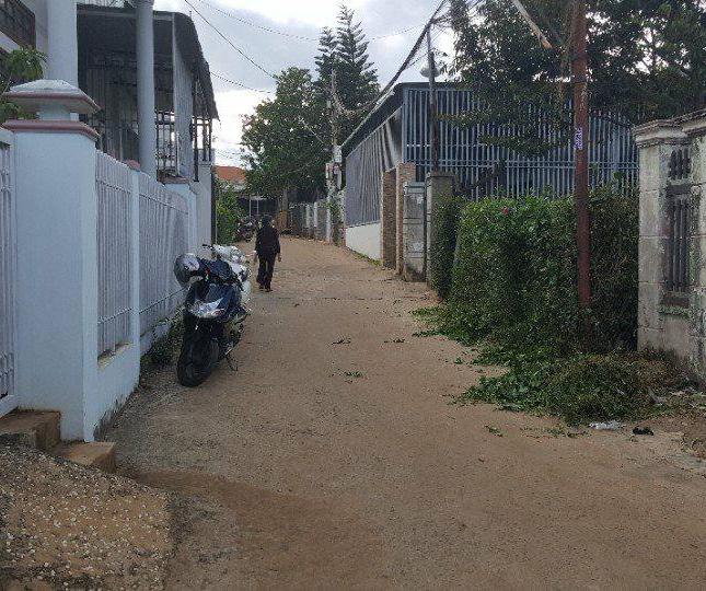 Bán đất thổ cư tại đường Nguyễn Văn Cừ, Buôn Ma Thuột, Đắk Lắk, diện tích 100m2, giá 420 triệu
