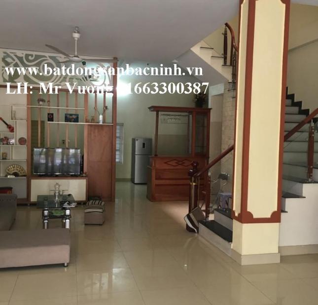 Cho thuê nhà 3 tầng 6 phòng ngủ tại khu đô thị Huyền Quang, Ninh Xá, TP. Bắc Ninh