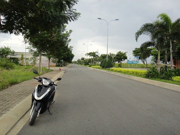 Đất thổ cư 5x20m cuối đường Nguyễn Văn Tạo, khu dân cư cao cấp Nam Sài Gòn SHR, giá rẻ 1 tỷ 2